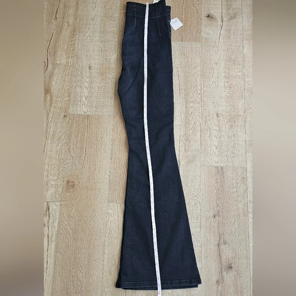 NWT Free People Jayde Flare Jeans - Picture 3 of 11